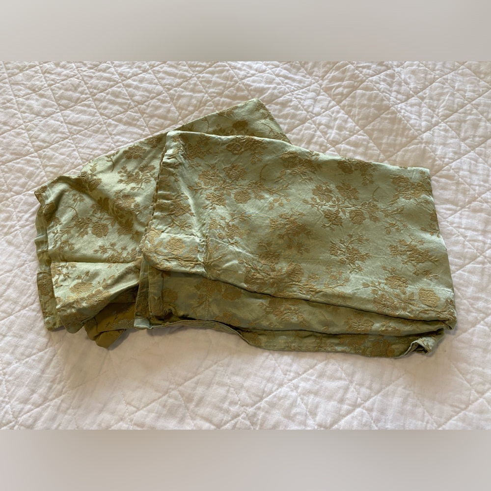 Pair of Bella Notte Colette Shams